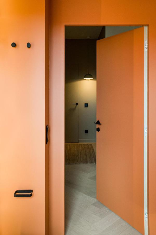 #stayhere - Brand New Unique Designer 1bdr In Trendy Neighbourhood