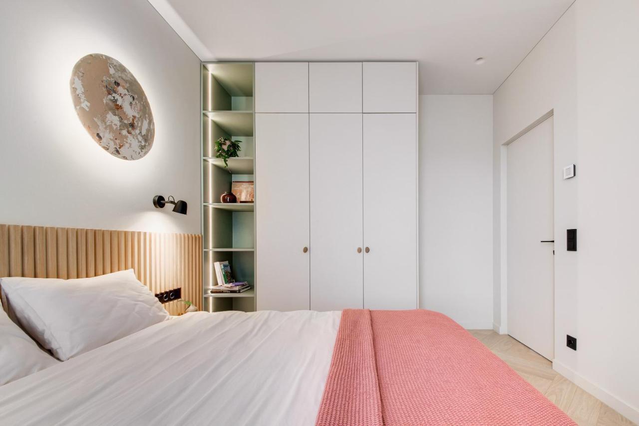 #stayhere - Brand New Unique Designer 1bdr In Trendy Neighbourhood